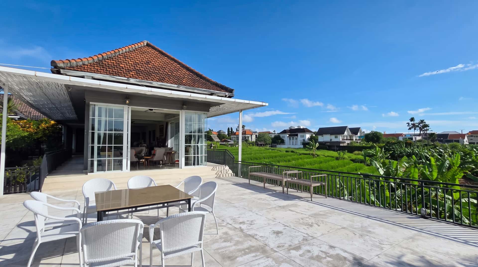 A LARGE-SCALE BERAWA VILLA WITH RIVER AND RICE TERRACE VIEWS - photo 1