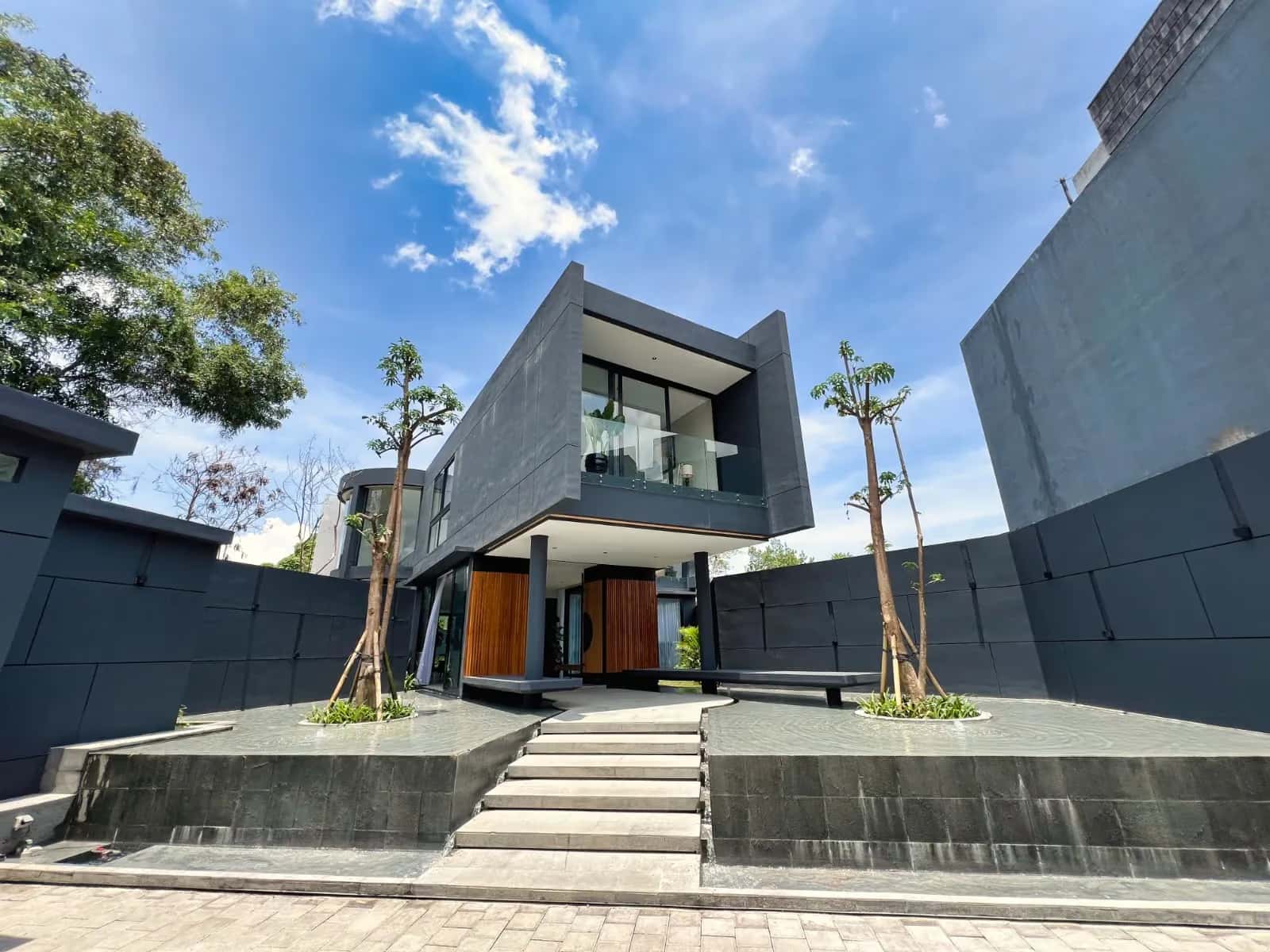 Luxurious Villa Living In Pererenan: A Beachside Retreat — photo 1