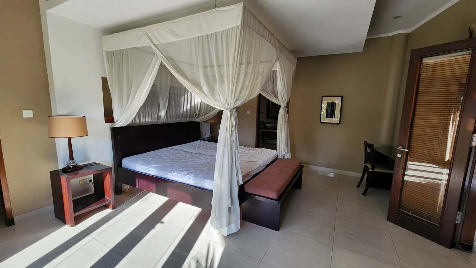 Exclusive Balinese Contemporary Villa In Prestigious Petitenget — photo 1