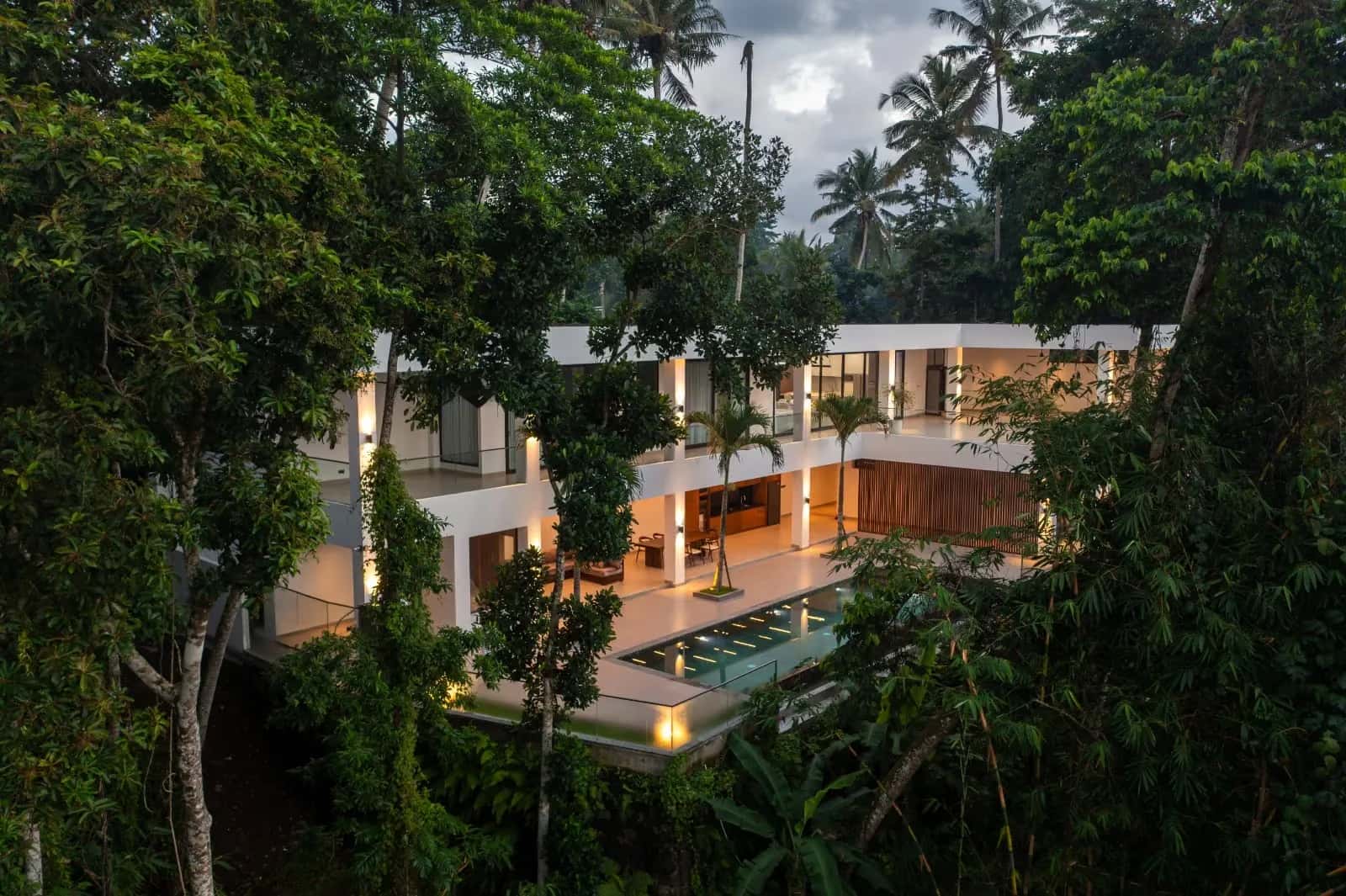 Luxury Jungle View Villa In Ubud With Private Sauna And Wellness Spaces — photo 1