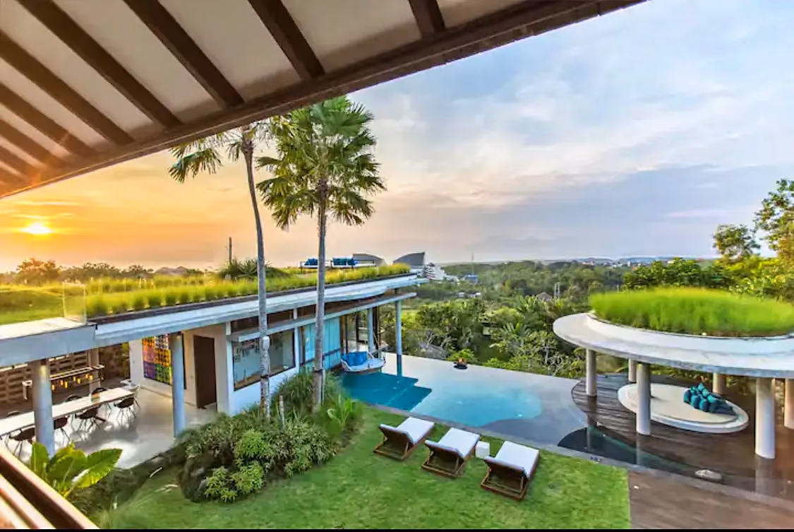 Hilltop Designer Luxury Oasis In Bukit — photo 1