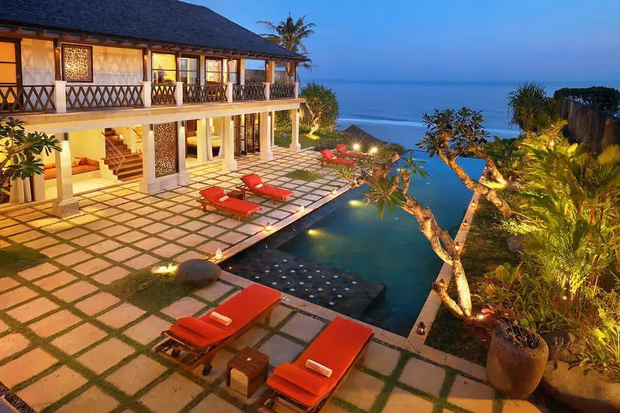 Prime Cliff-Front Villa Overlooking Pandawa Beach — photo 1