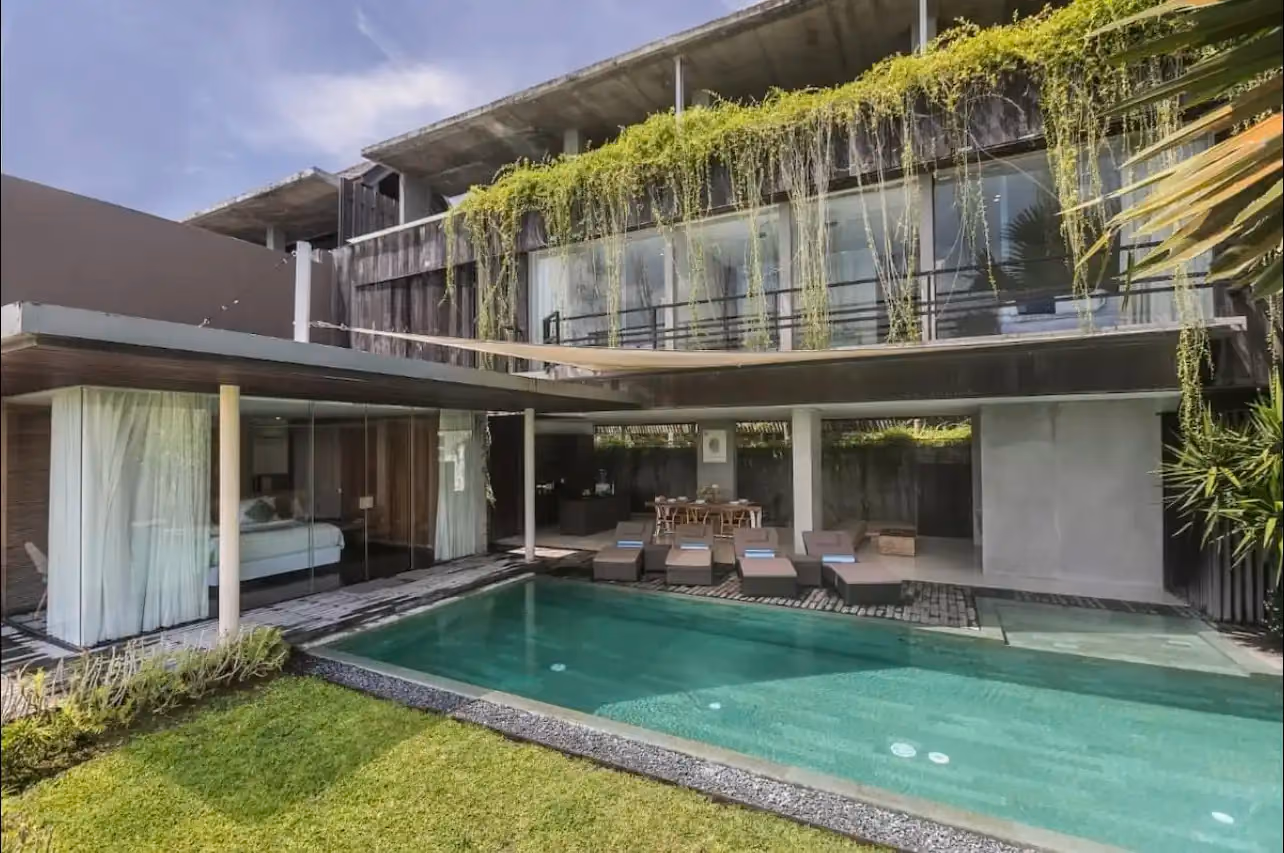 3-Bedroom Freehold Villa 2 Mins Drive To Finns Beach Club — photo 1