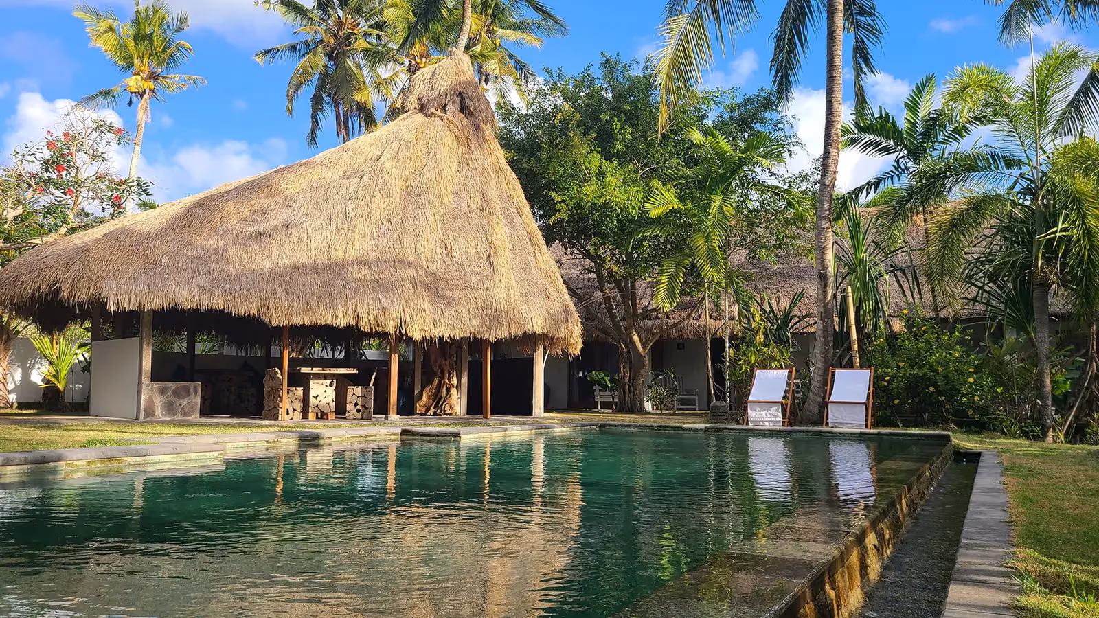 A Coastal Oasis Near Selong Belanak Beach, Lombok — photo 1