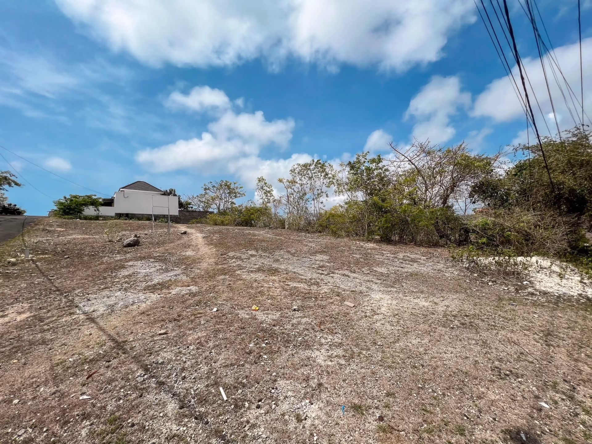 Pristine Freehold Land - A Perfect Residential Opportunity — photo 1