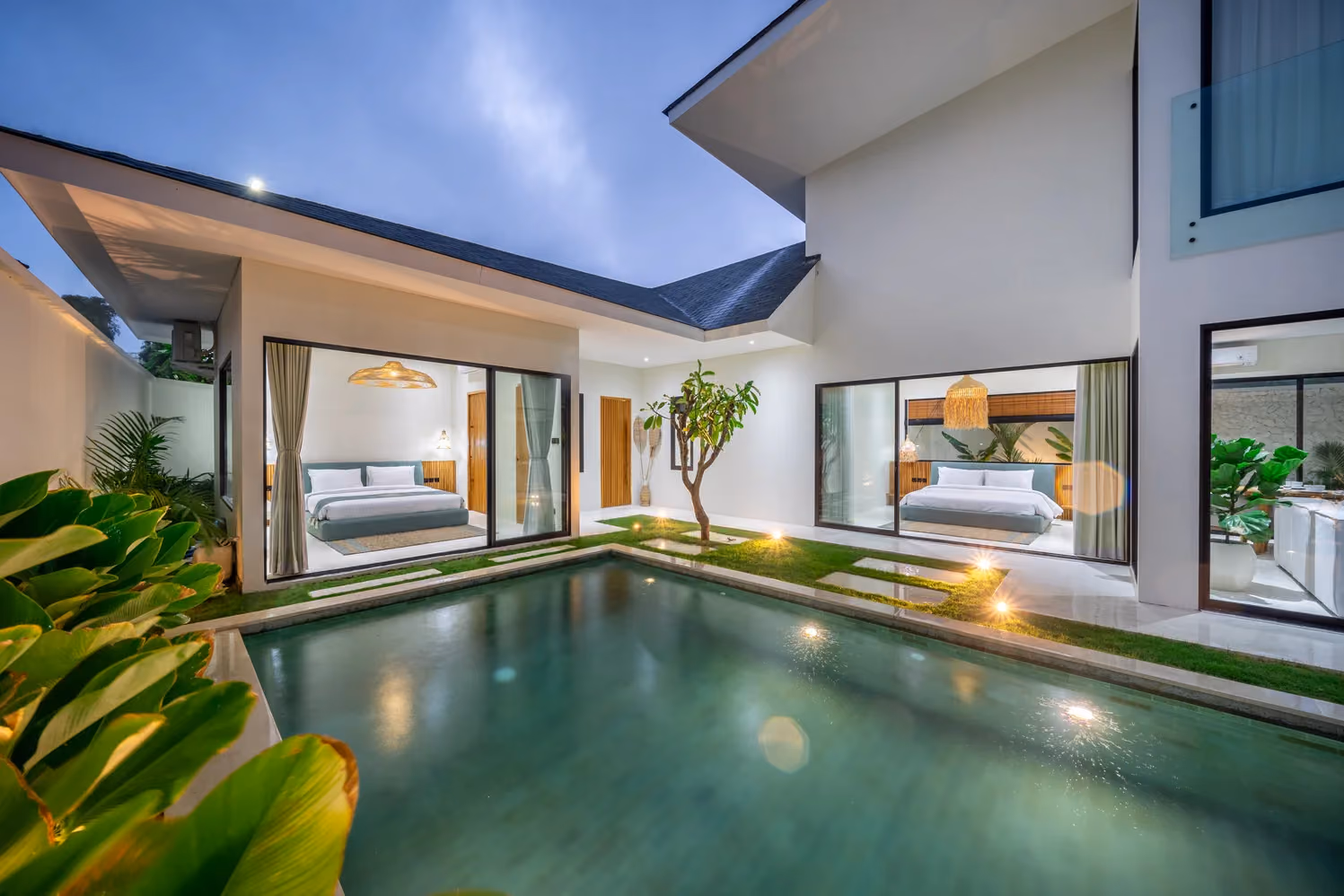 Modern 4-Bedroom Villa In Seminyak, Close To Double Six Beach — photo 1