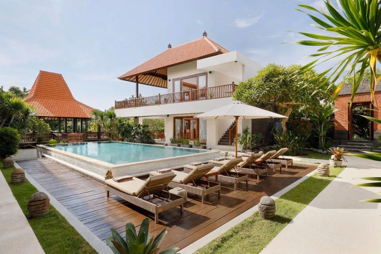 Timeless Elegance: A Luxurious Villa In Nelayan, Canggu — photo 1