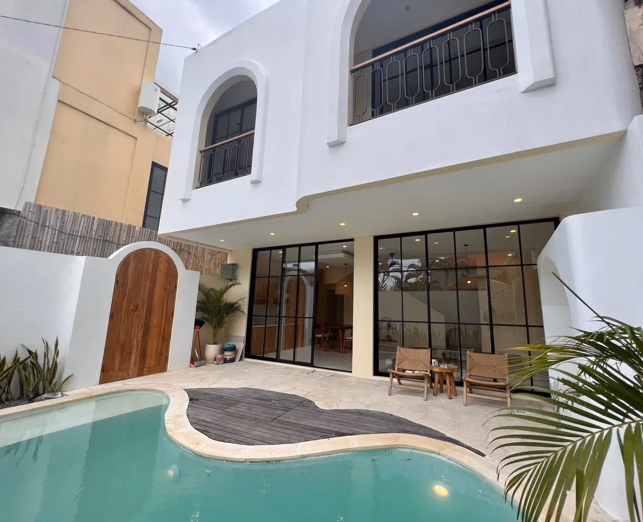 Contemporary Villa Retreat In Babakan, Canggu — photo 1