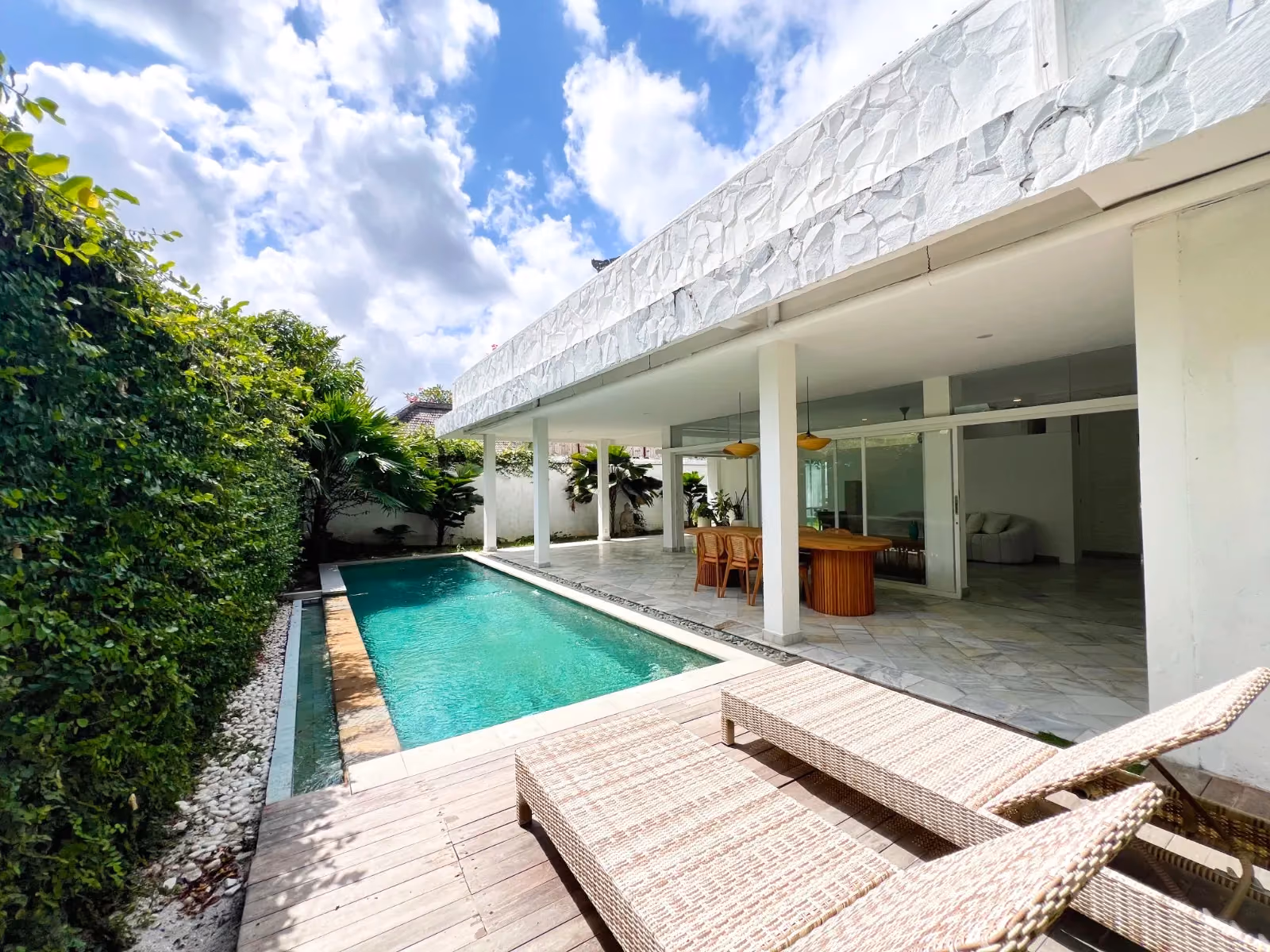Spacious Freehold Villa In Seminyak, Moments From Petitenget Beach — photo 1