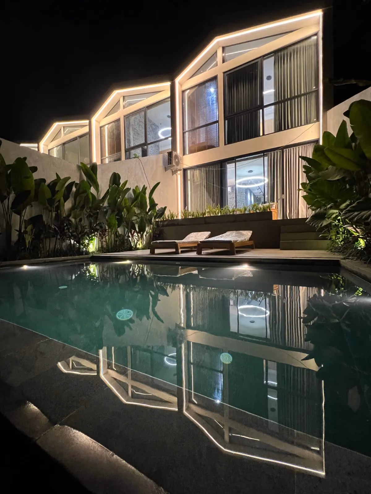 Elevated Jungle Villa With Modern Comforts In Ubud — photo 1