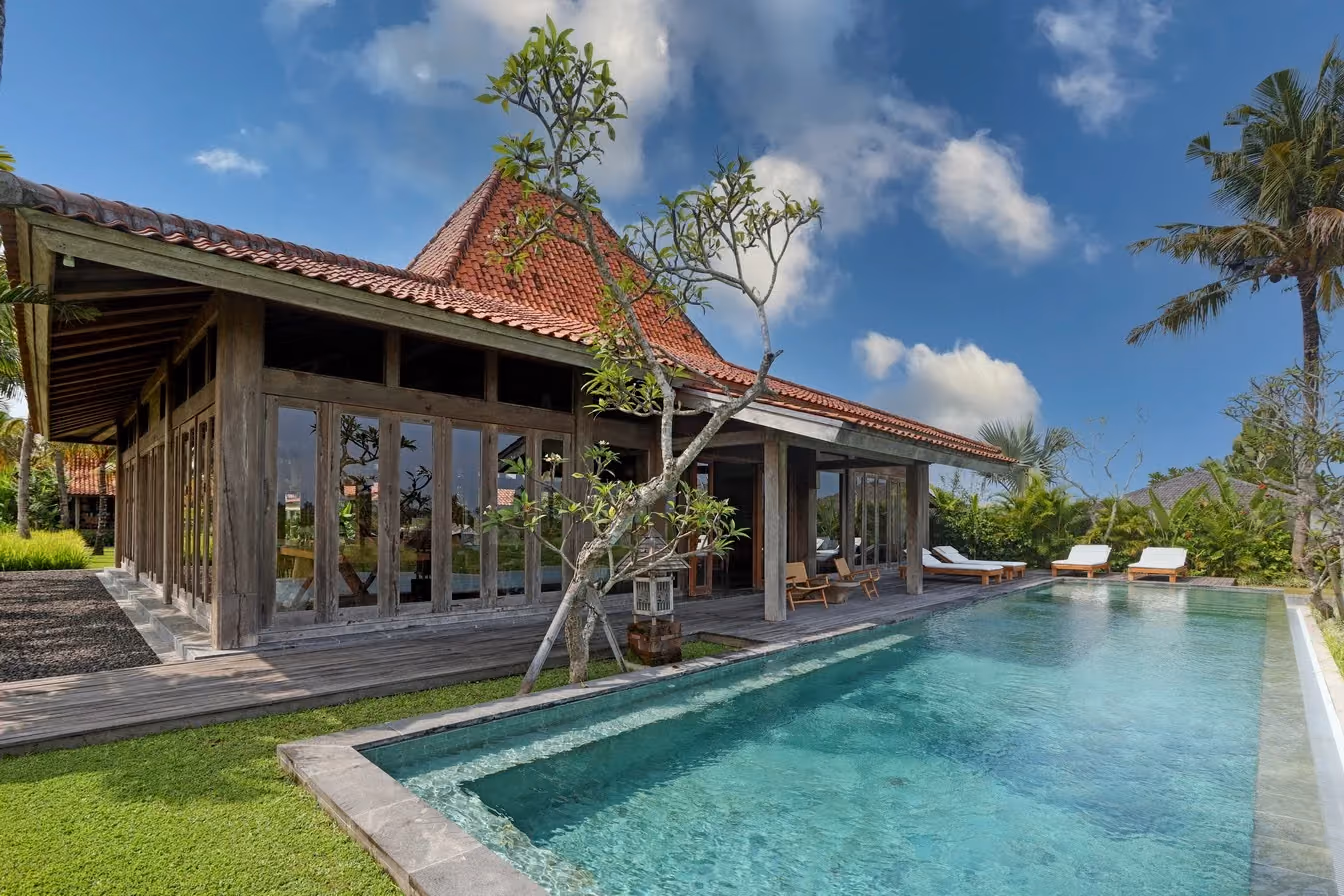 Spacious Villa With Panoramic Rice Field Views In Nyanyi — photo 1