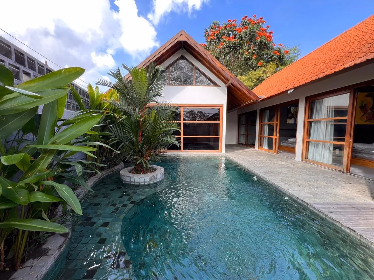 Japanese Modern Villa In Kerobokan — photo 1