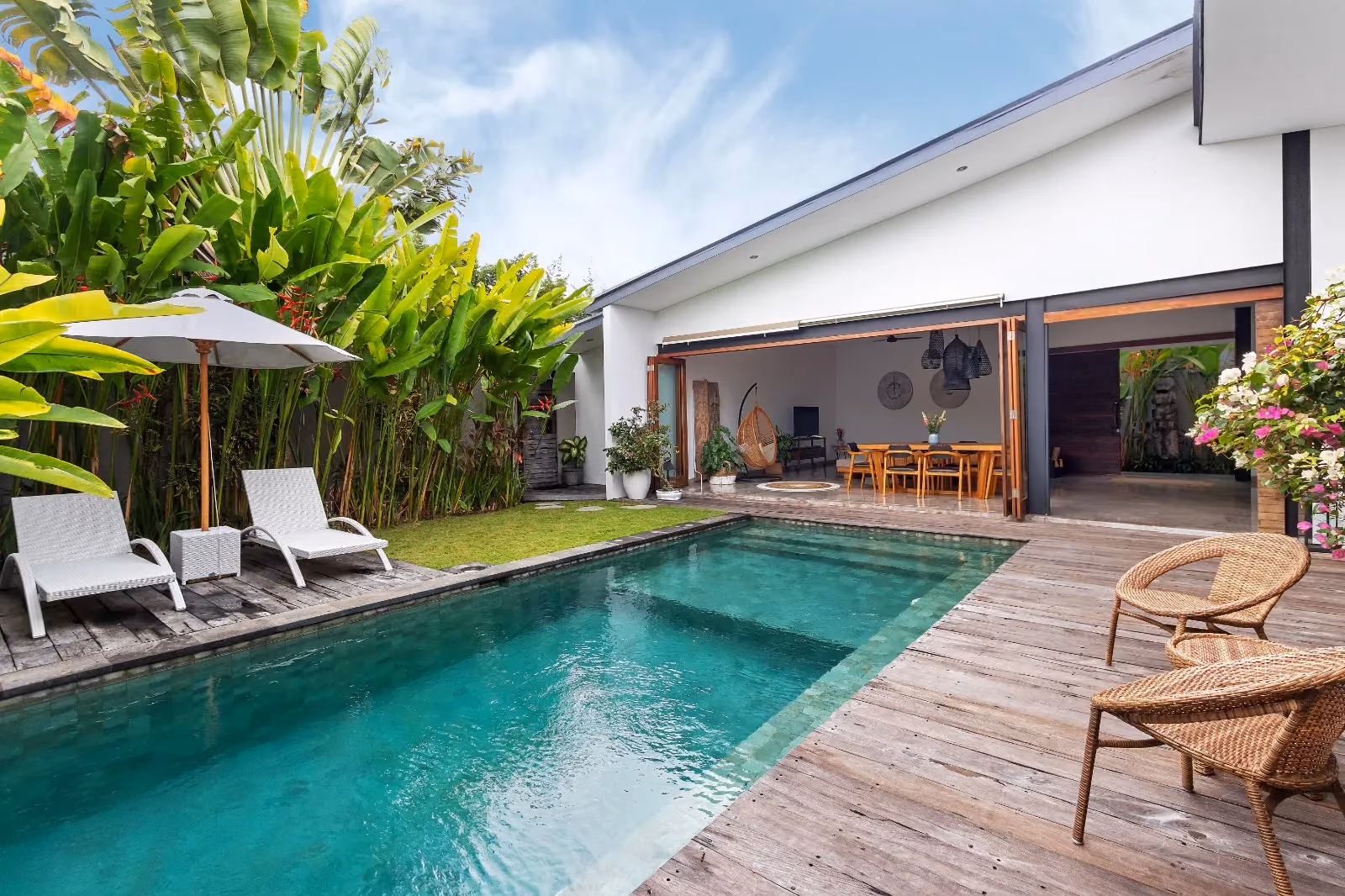 Elegant Villa Retreat In Nelayan, Canggu — photo 1
