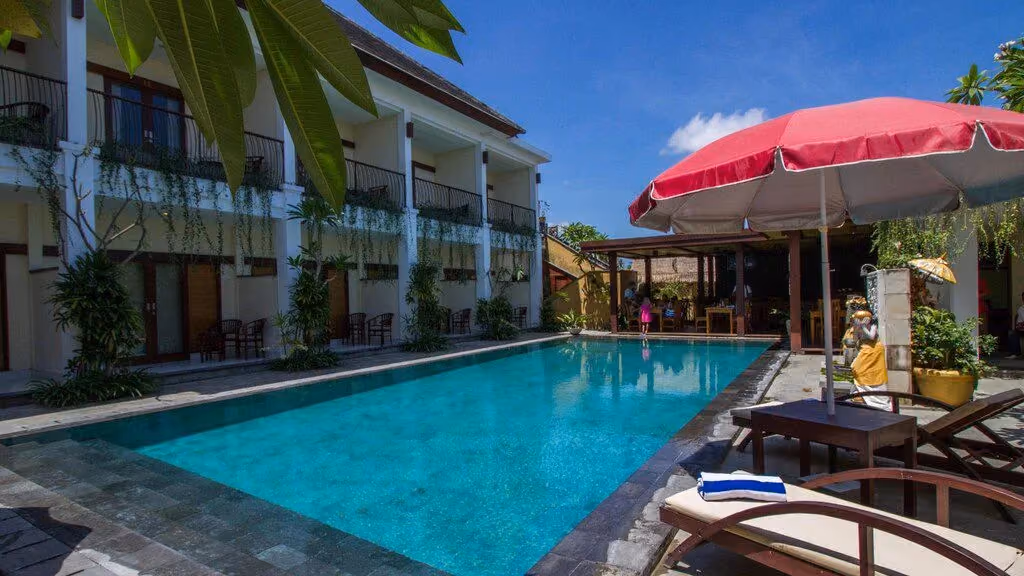 Boutique Hotel In Umalas With Great Investment Potential — photo 1