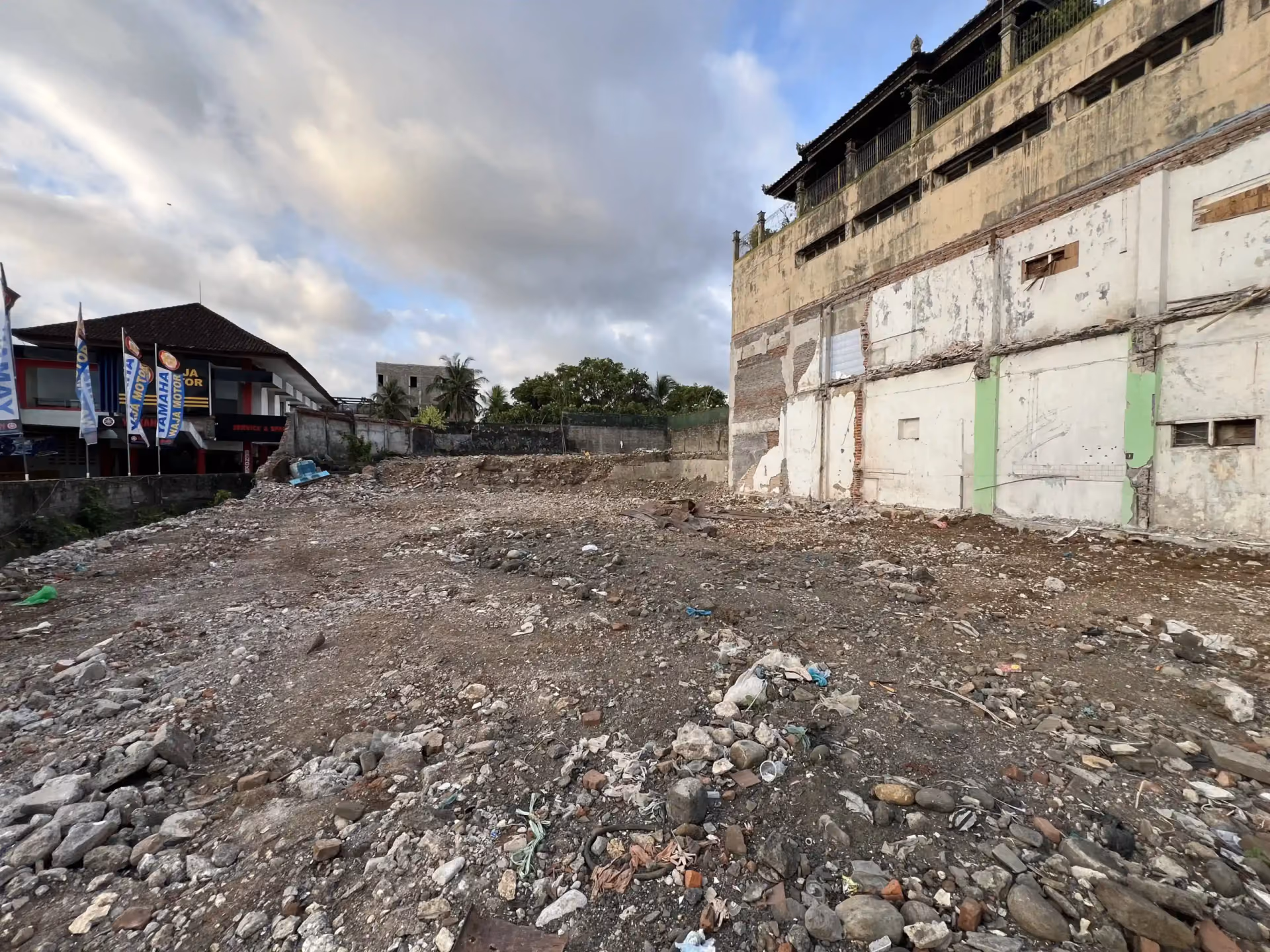 Freehold Land In Tabanan With Great Accessibility — photo 1