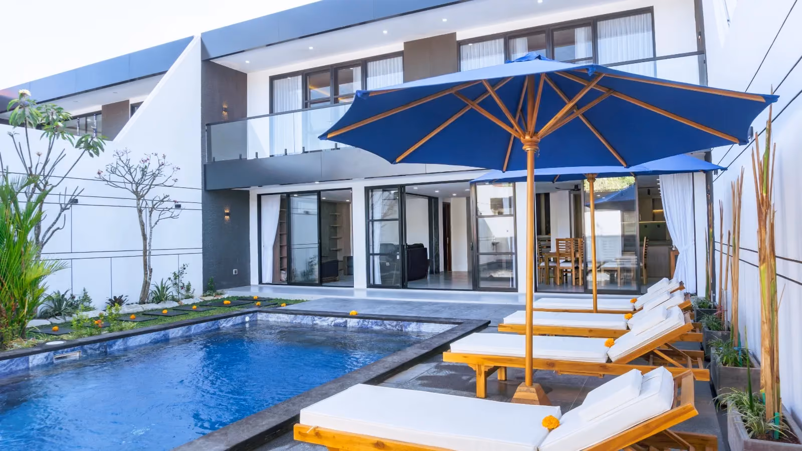 The Quiet Luxury Of Owning Your Own Corner Of Seminyak — photo 1