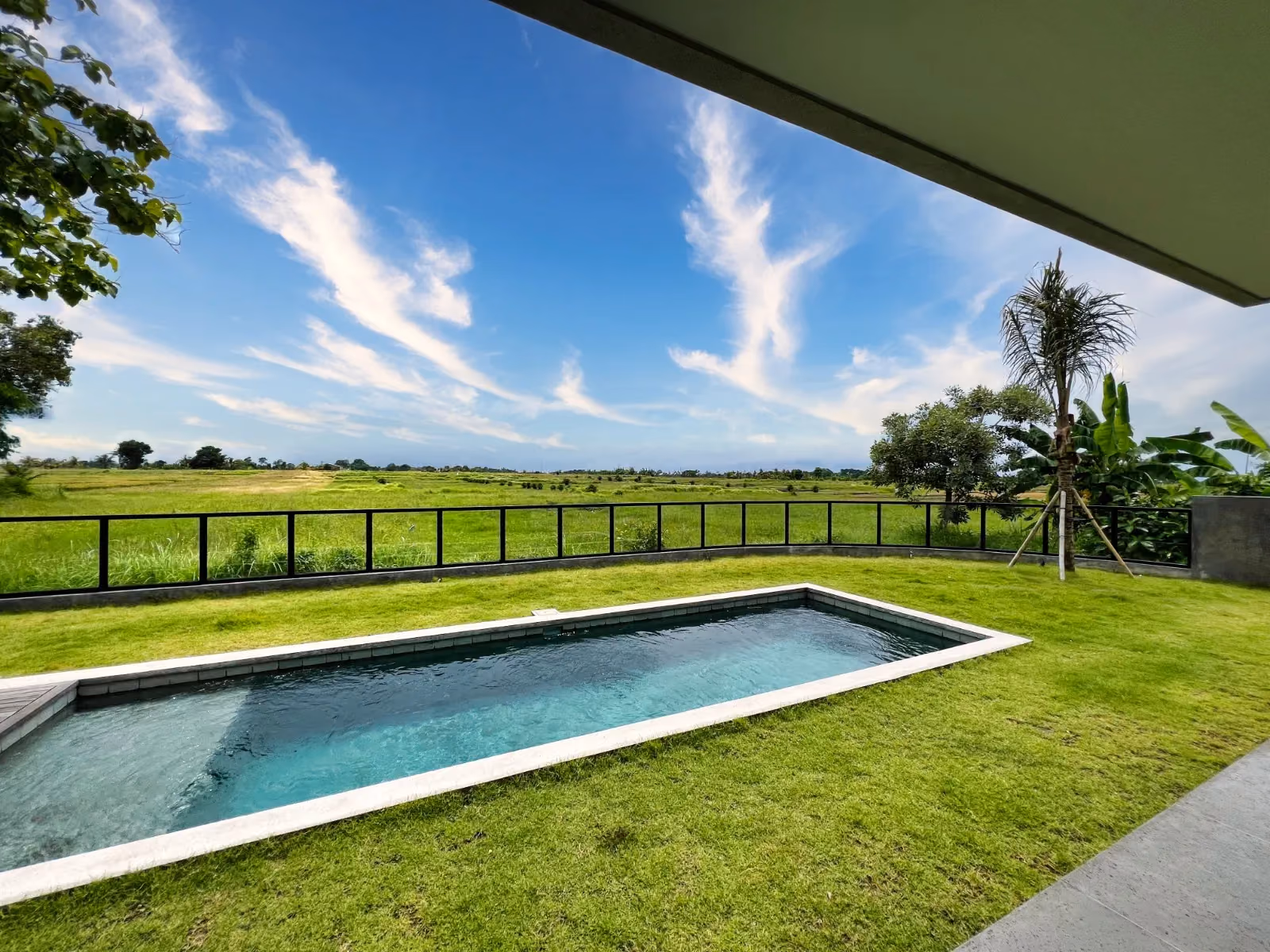 Elegant 4-Bedroom Villa With Scenic Paddy Field Views In Kaba Kaba — photo 1