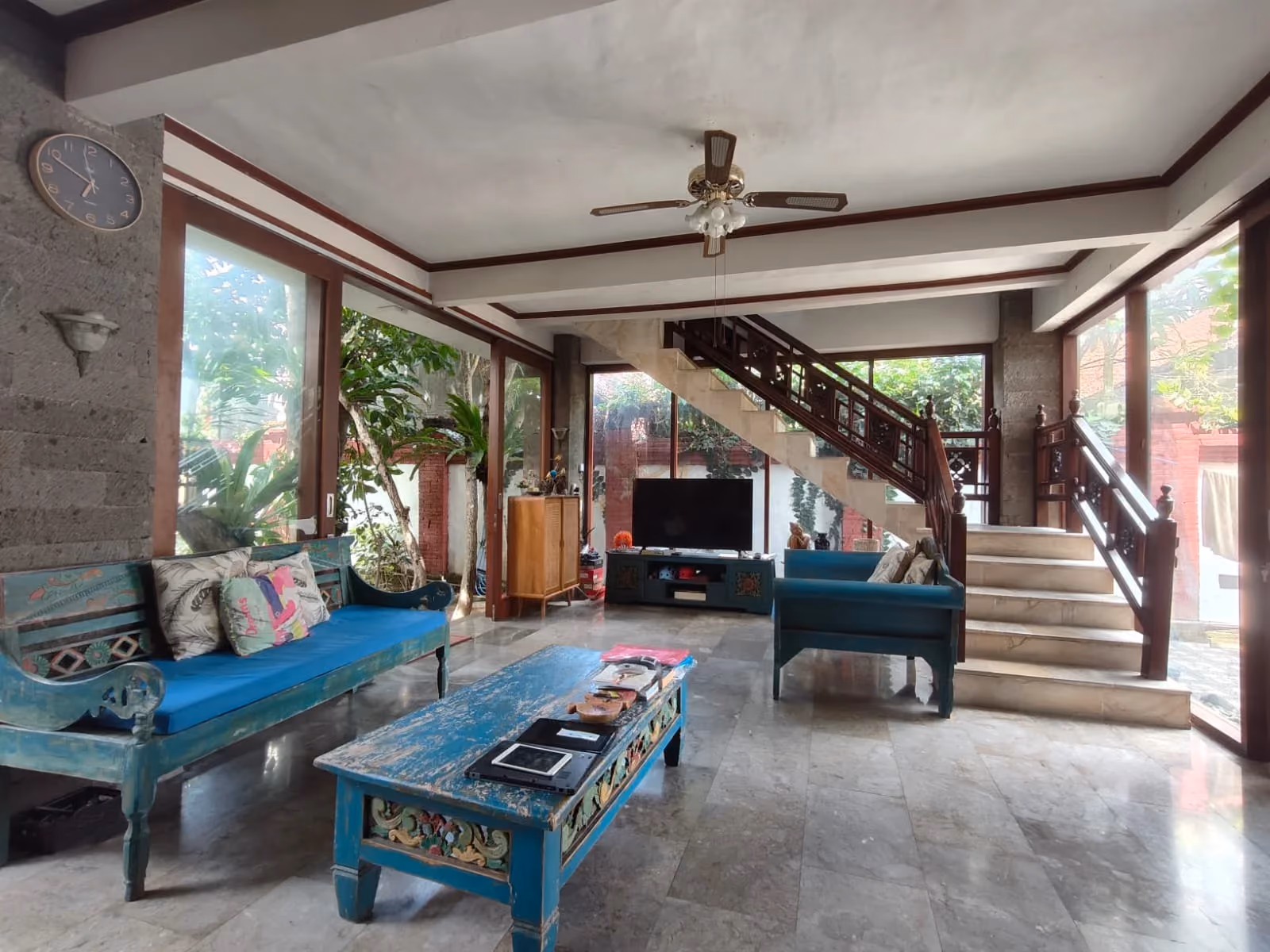Serene Villa In Sanur With Lush Garden And Pool — photo 1
