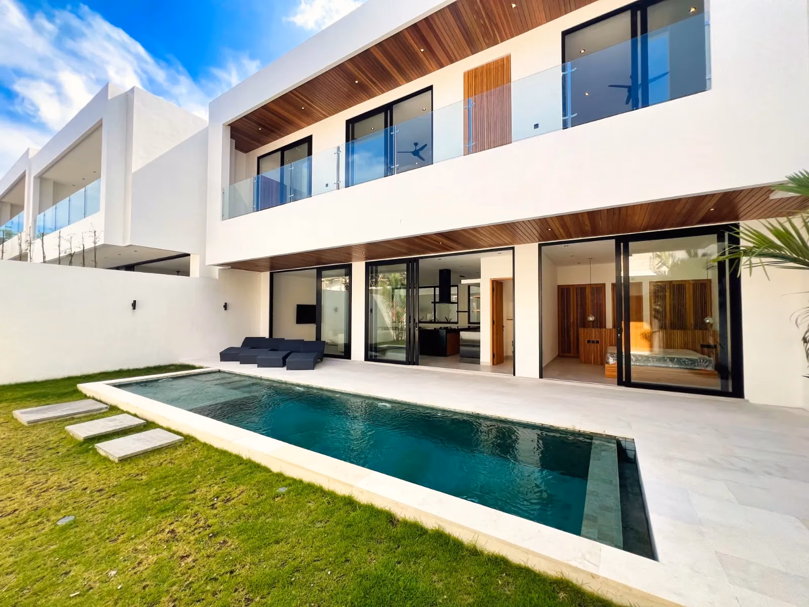 Where Elegance Meets Serenity In Pererenan — photo 1