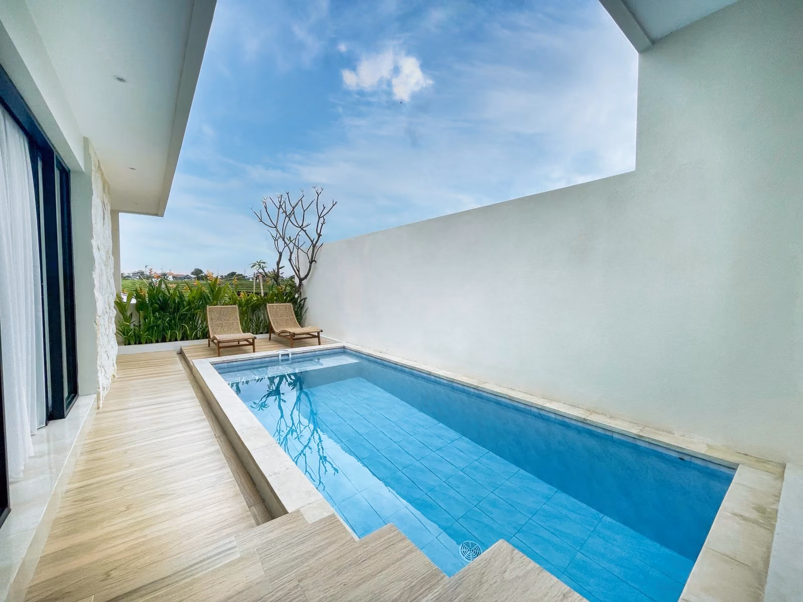 Well-Appointed Villa With A Refreshing Pool In Canggu — photo 1
