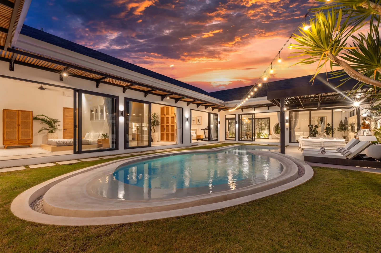 Resort-Style Villa With Pool And Entertaining Area In Pererenan — photo 1