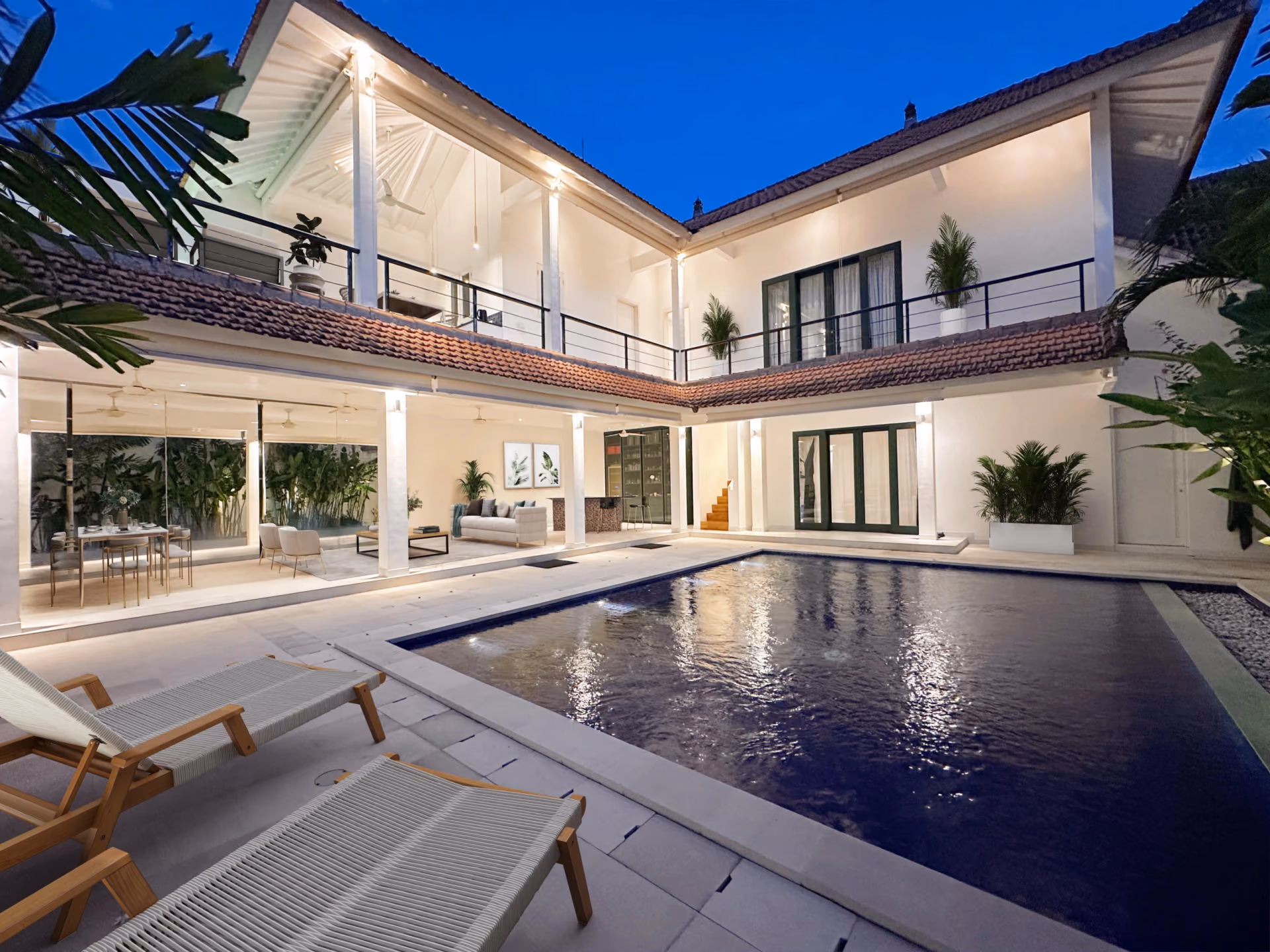 Private Two-Bedroom Retreat With Lush Surroundings In Berawa — photo 1