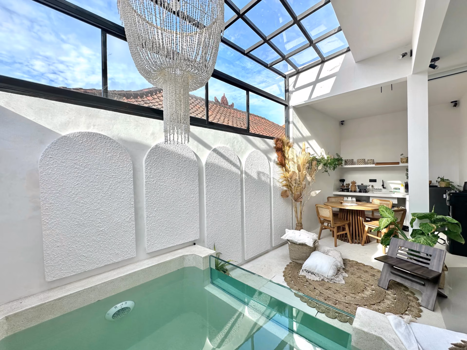 Contemporary Two-Bedroom Villa In Tranquil Balangan Neighborhood — photo 1
