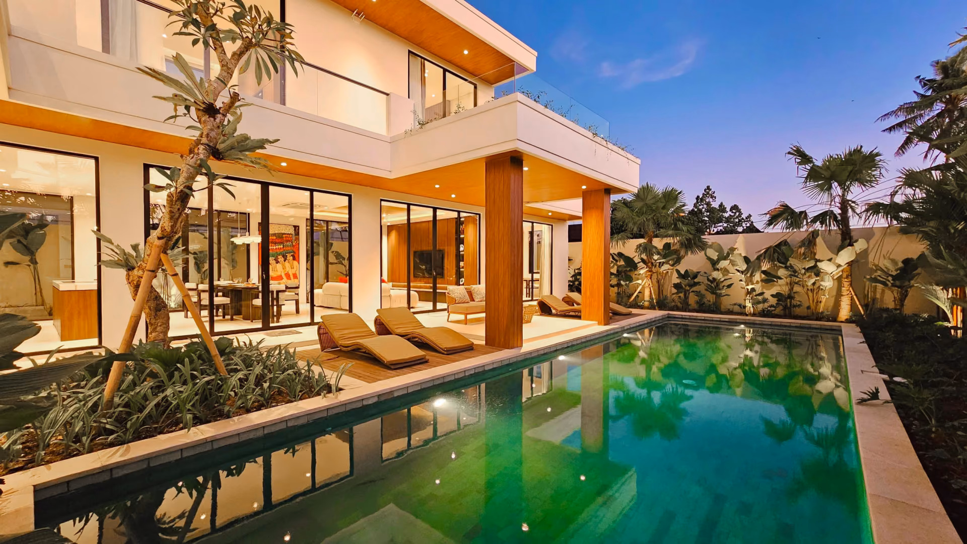 Three-Bedroom Villa With Private Pool And Tropical Appeal In Ubud — photo 1