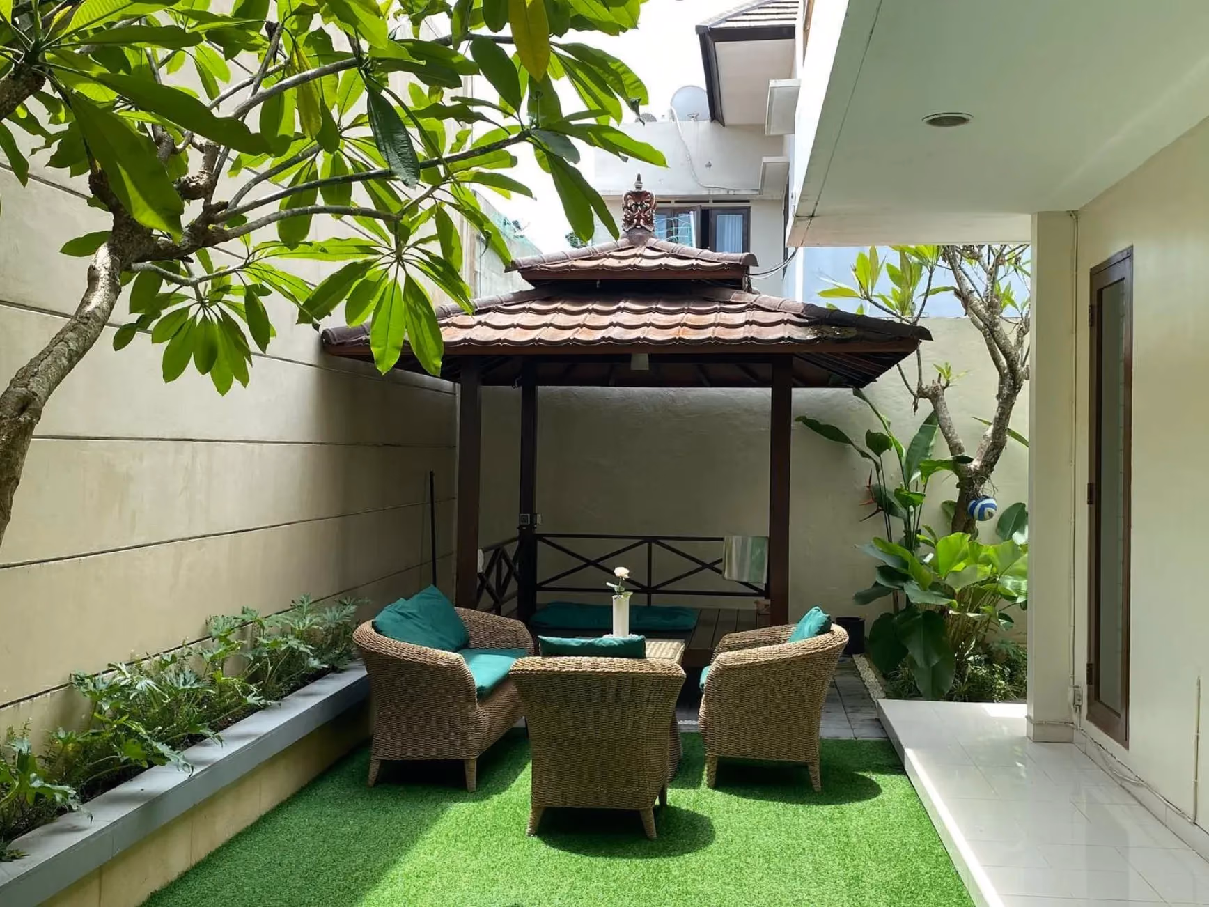 Contemporary Family Home In The Heart Of South Bali — photo 1
