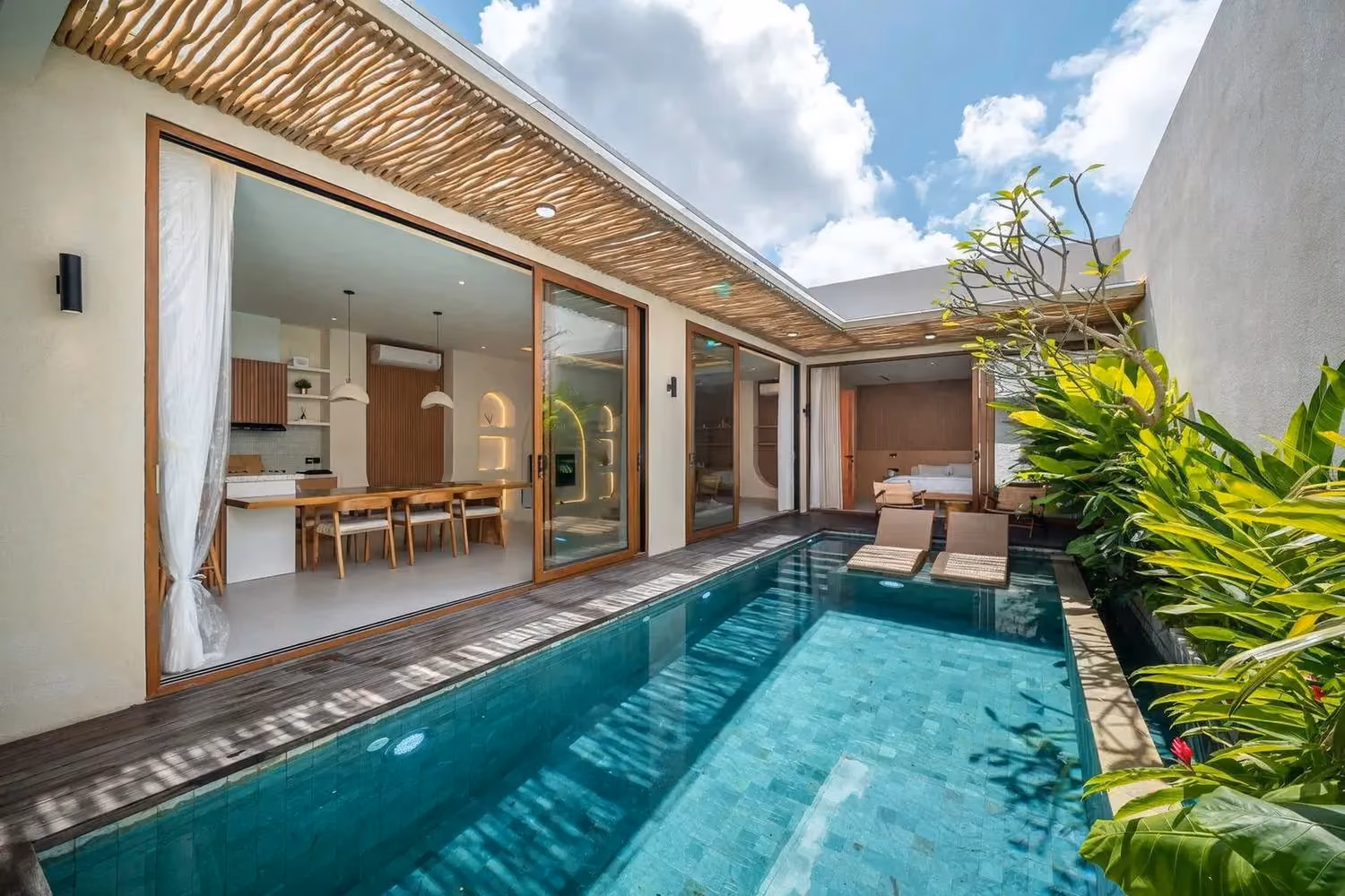 Modern Tropical Villa In Ungasan Stylish Comfort In The Heart Of Bali Bukit — photo 1