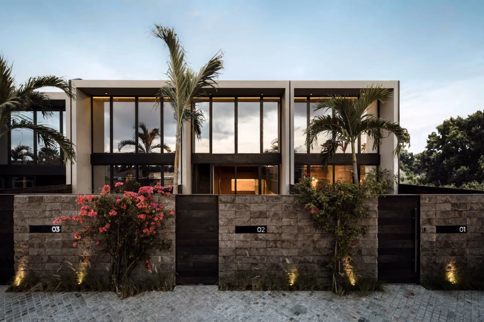 Umalas Quietly Connected A Smart Villa Between Iconic Neighborhoods — photo 1