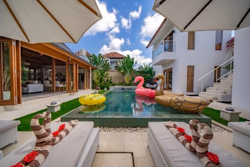 Move In Ready Freehold Villa In The Heart Of Kerobokan — photo 1
