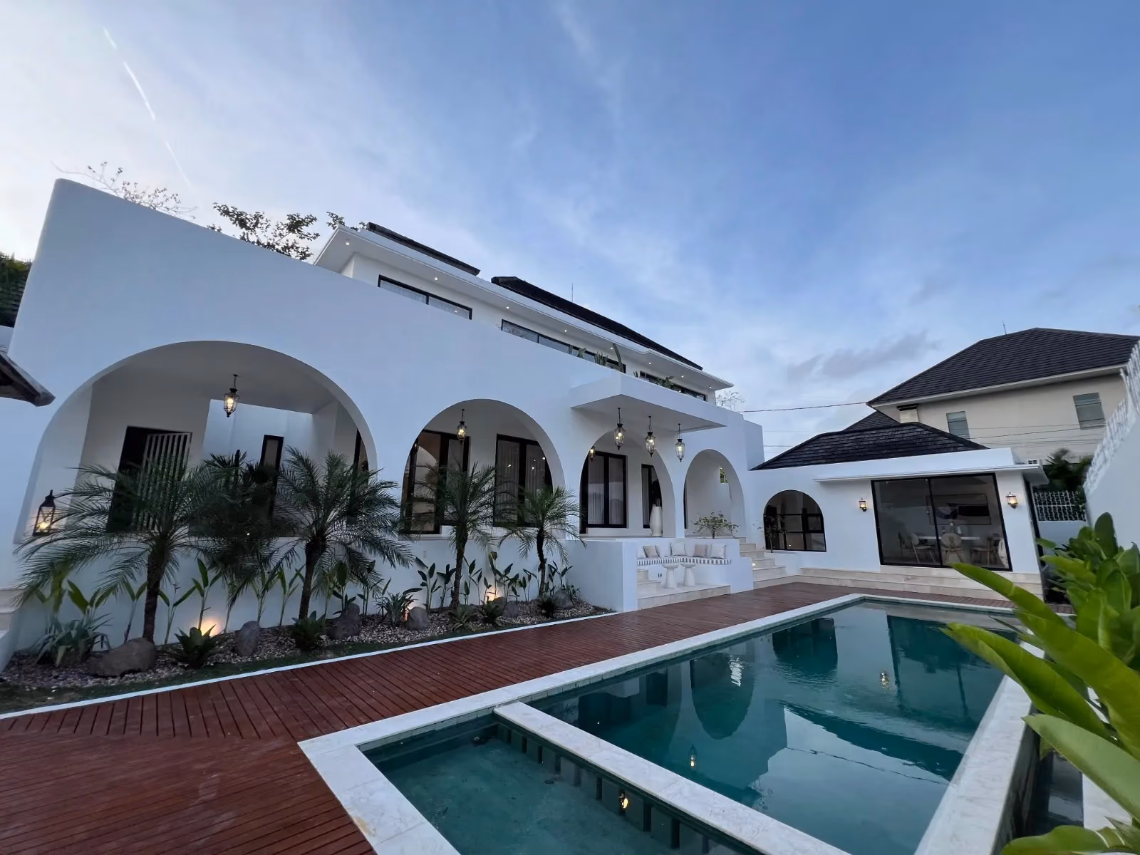 Luxury Freehold Villa In Prime Berawa With Private Entertainment Suite — photo 1