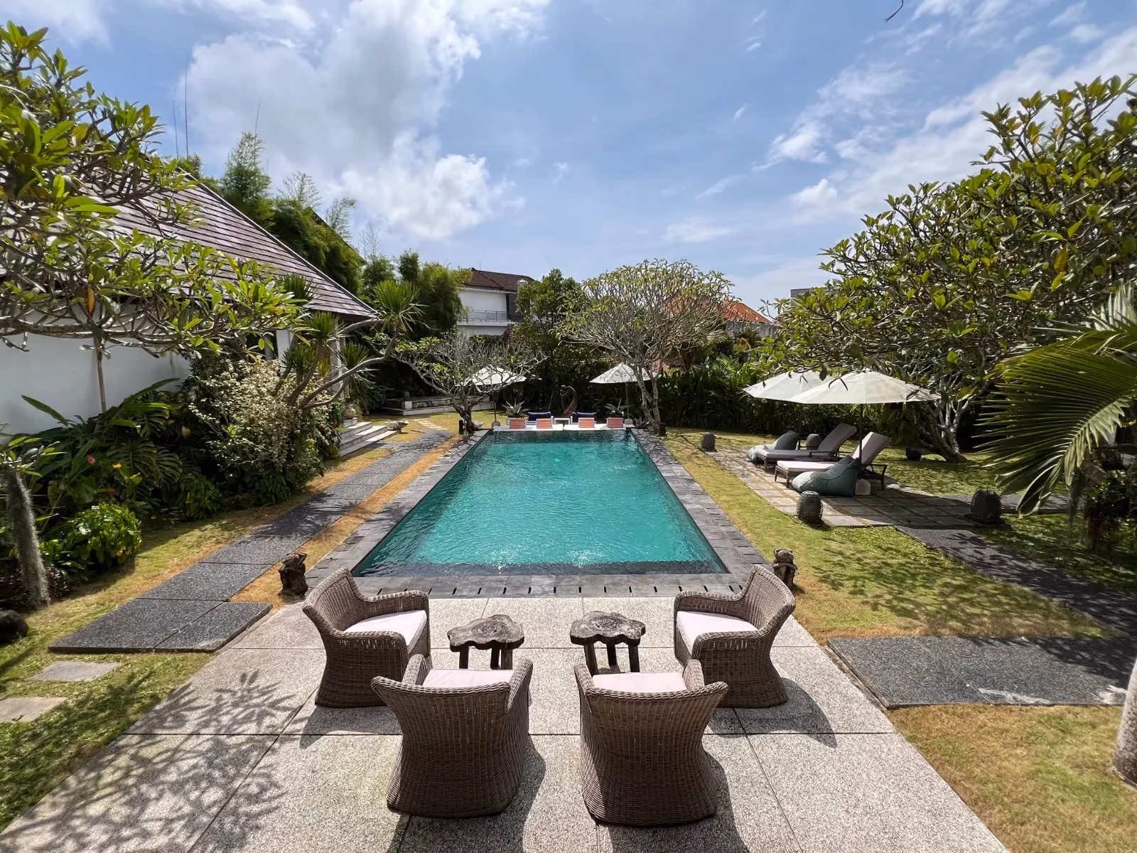 Rare Large Land Freehold Villa In Canggu Designed For Private Living — photo 1