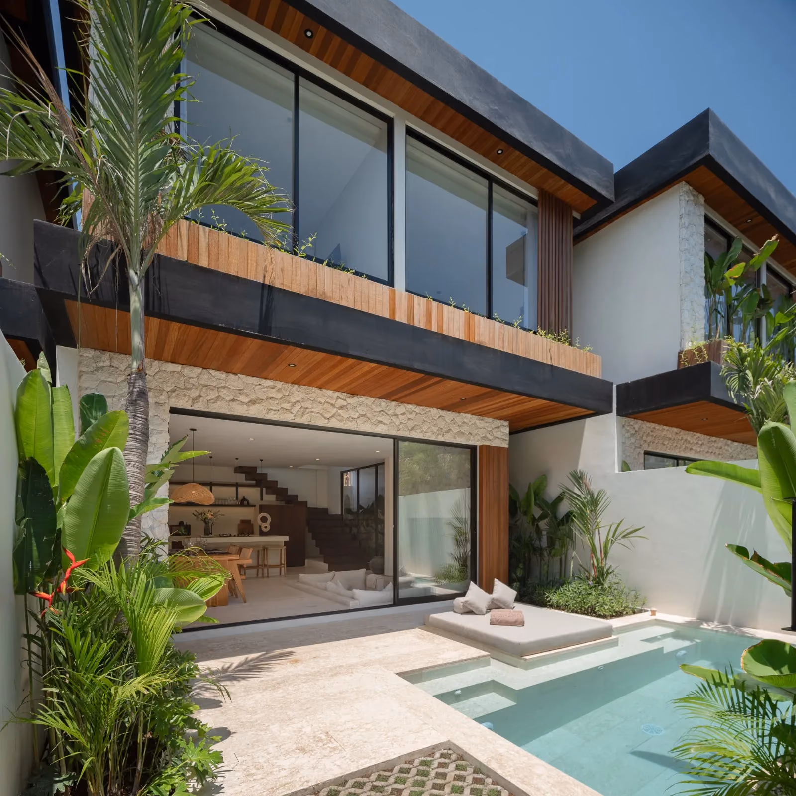 Exclusive Boutique Villa In Canggu With Guaranteed Lease Extension — photo 1