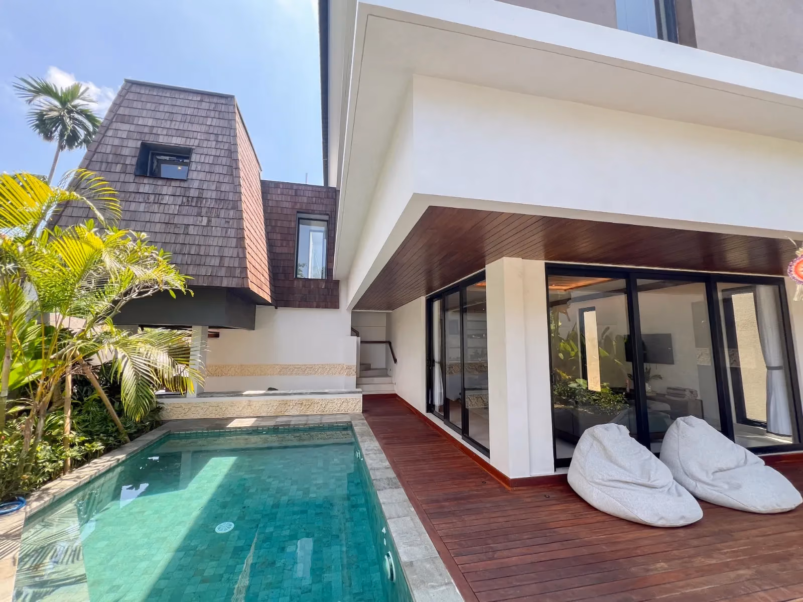 Commercial Freehold Villa In Canggu – Near Batu Bolong Beach — photo 1