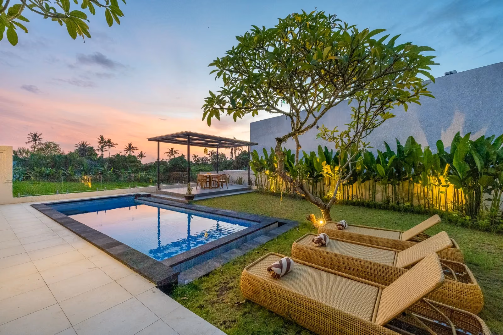 Space Privacy And Rice Field Views In This Pererenan Lifestyle Villa — photo 1