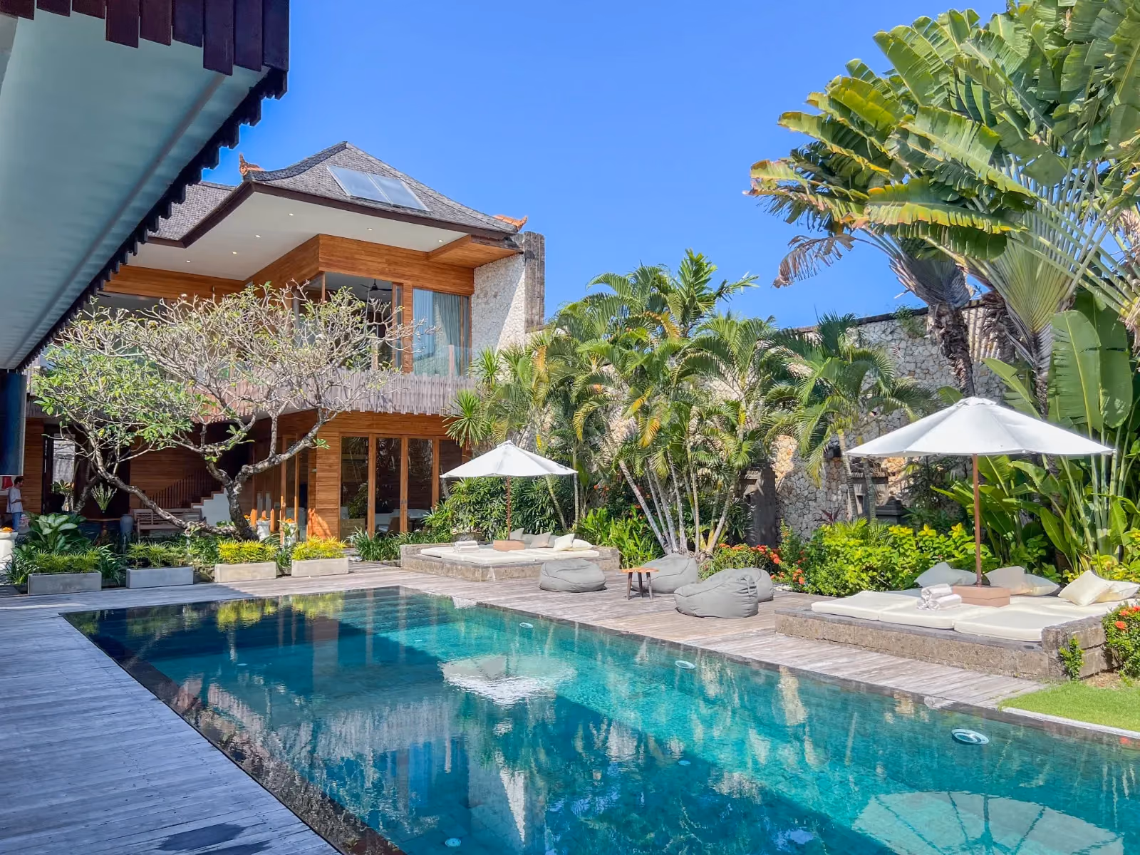 Private Luxury Villa In Seminyak Walking Distance To The Beach — photo 1