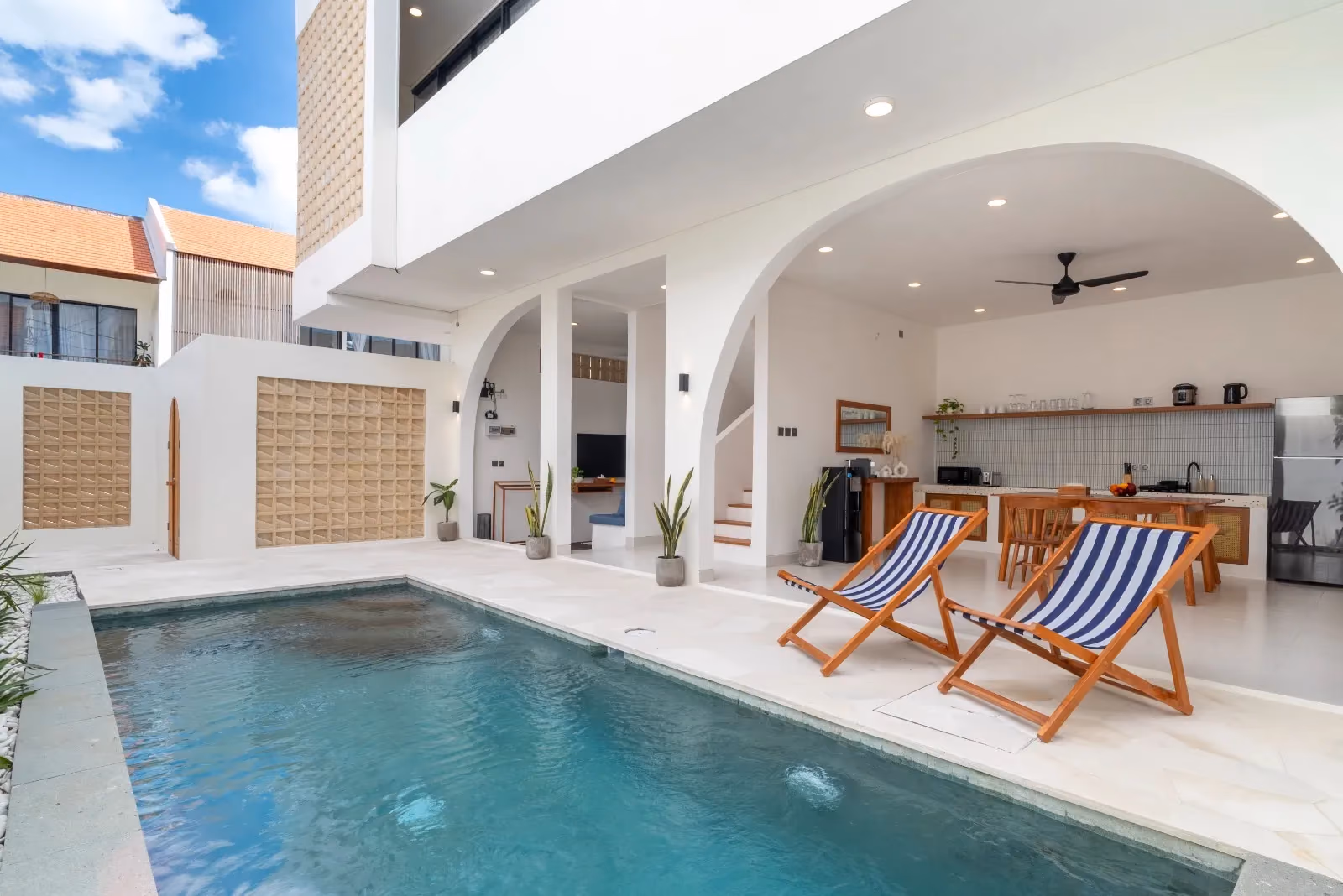 A Compact Canggu Villa Designed For Easy Lifestyle Flow — photo 1