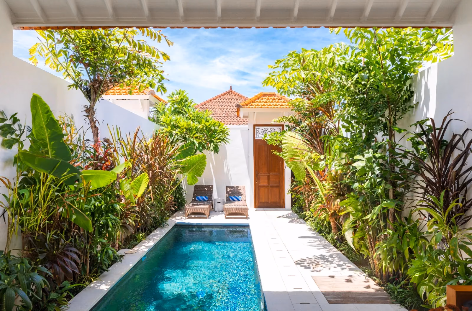 Own One Or Secure Both A Seminyak Twin Villa Opportunity — photo 1