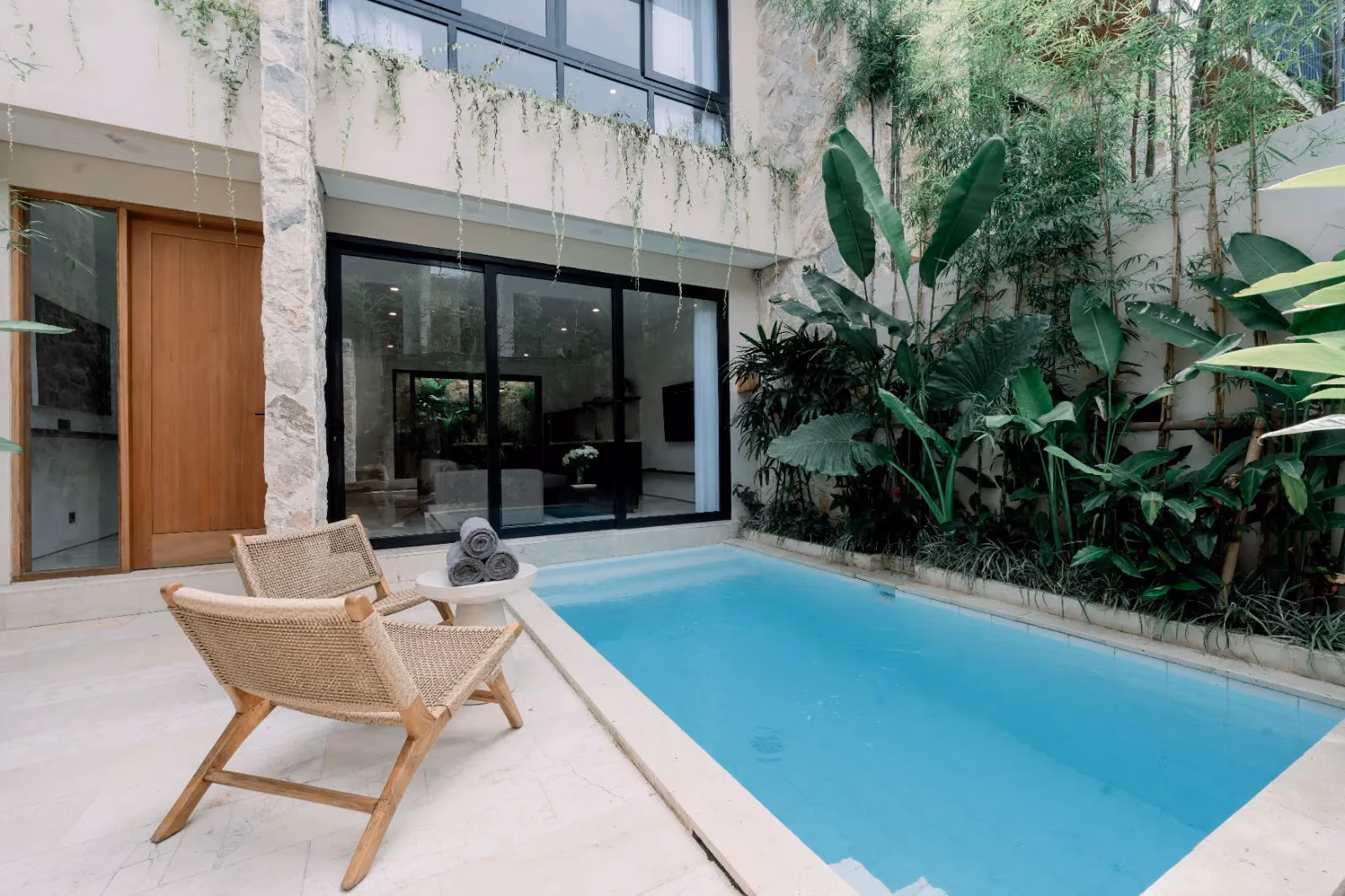 A Well Positioned Balangan Villa With Easy Beach Access And Strong Yield — photo 1