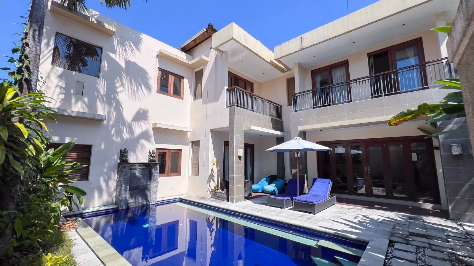 Seminyak Tropical Residence With Long Lease Flexibility And Turnkey Living — photo 1