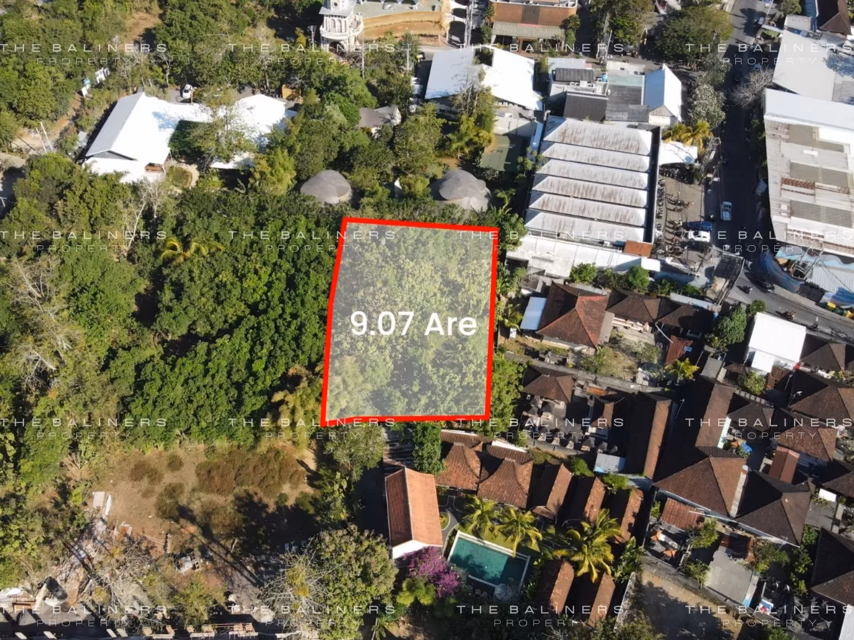 Freehold Tourism Bingin Land In A High Demand Commercial Corridor — photo 1