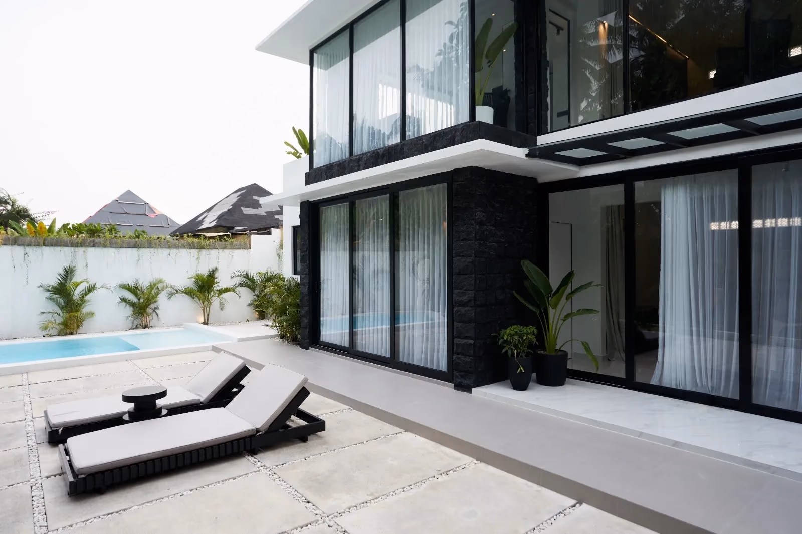 A Freehold Ubud Villa With Panoramic Jungle Outlooks — photo 1