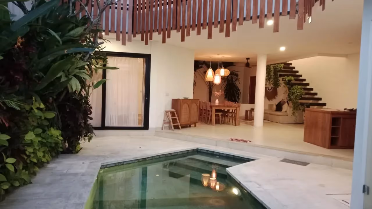 Where Timeless Design Meets Tropical Living — photo 1