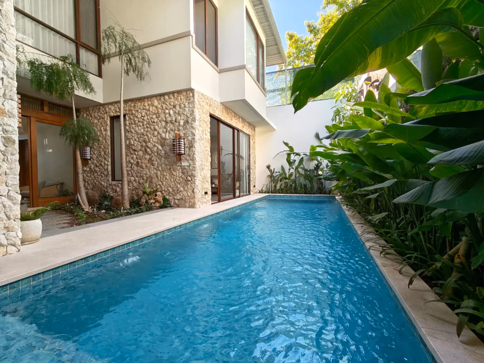 A Private Villa Moments From Jimbaran’S Best Addresses — photo 1