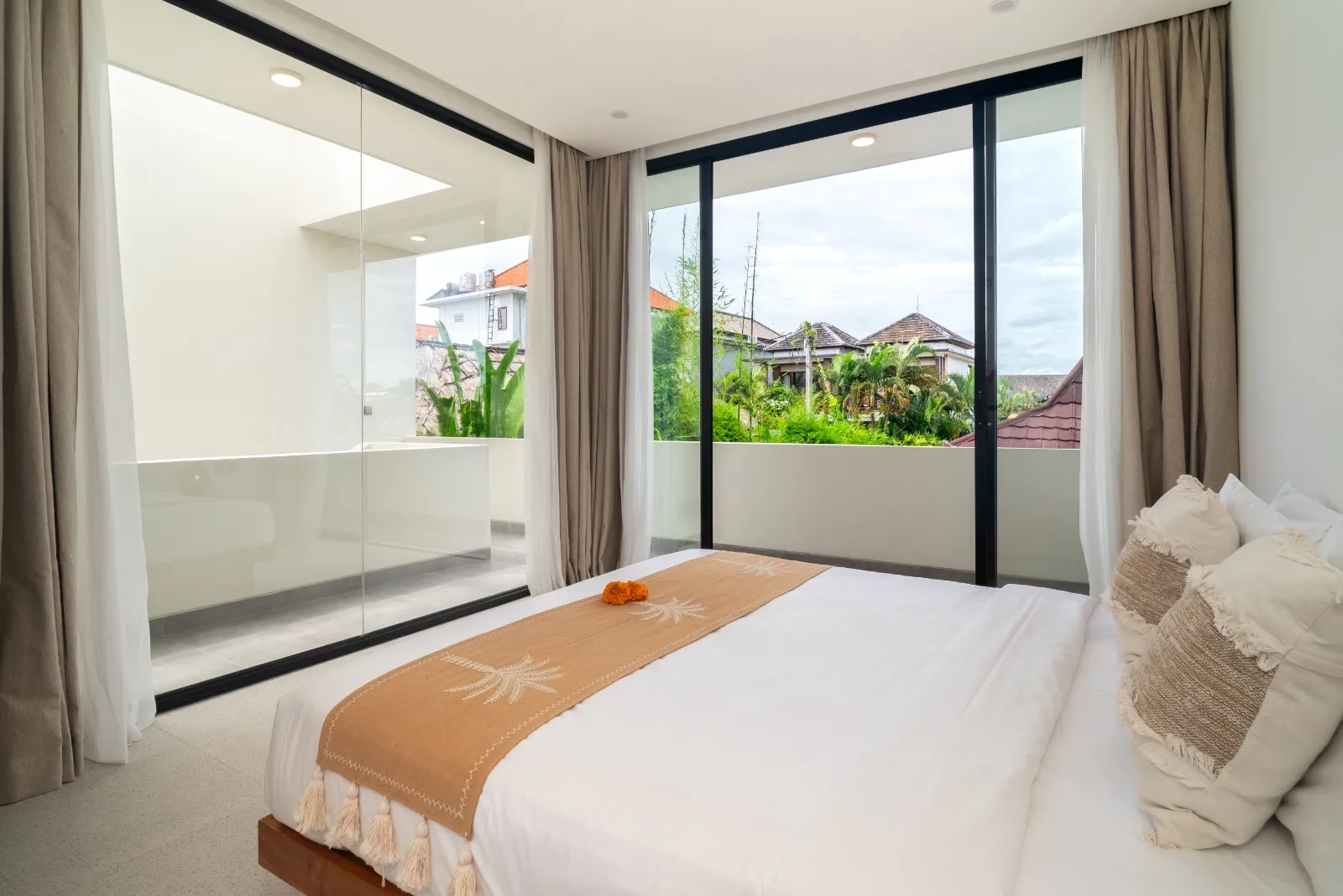 TURNKEY CANGGU VILLA WITH PRIVATE POOL AND MINIMALIST DESIGN – The Baliners